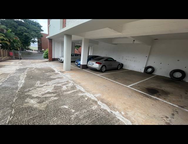 2.5 BEDROOM APARTMENT TO LET IN GLENWOOD